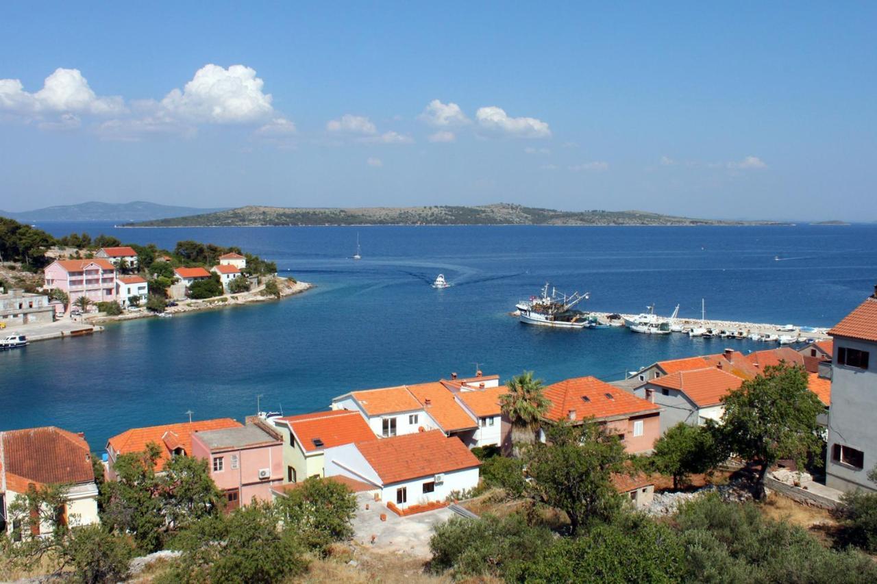 Apartments With A Parking Space Sali, Dugi Otok - 8136 Dış mekan fotoğraf