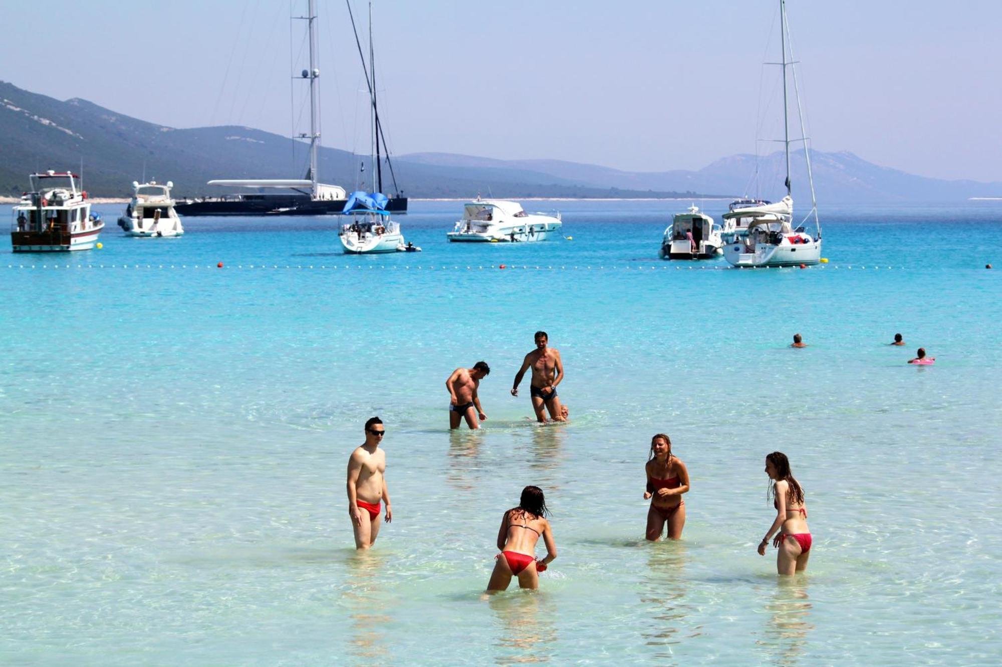 Apartments With A Parking Space Sali, Dugi Otok - 8136 Dış mekan fotoğraf